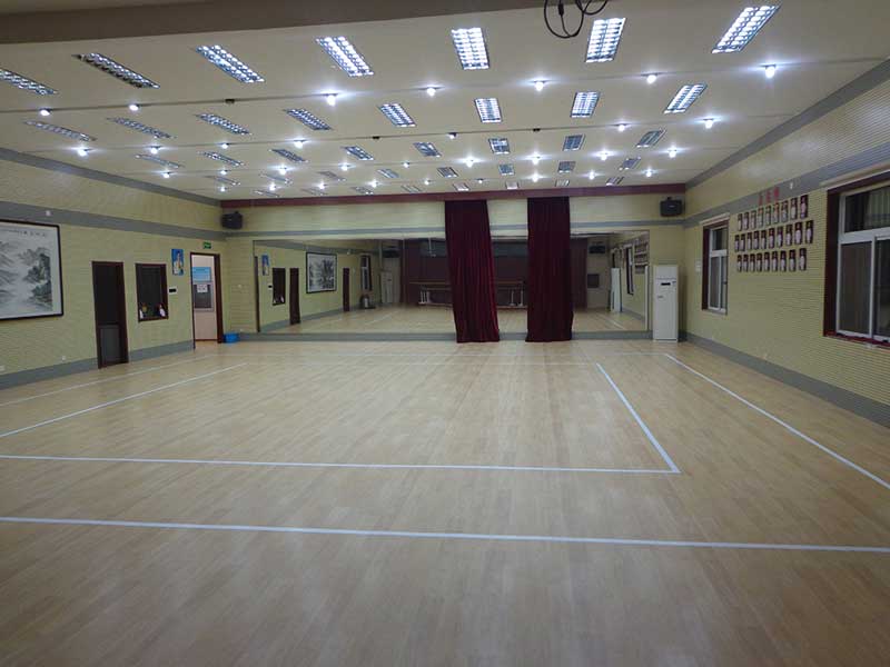 北京海淀區(qū)羊坊店中心小學(xué)運(yùn)動地板 北京海淀區(qū)羊坊店中心小學(xué)運(yùn)動地板
